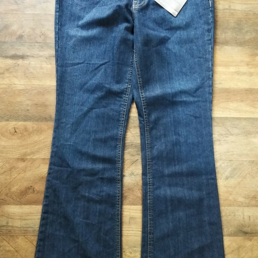 Bandolino NWT Bootcut Jeans Women's Size: 10 - Picture 2 of 3